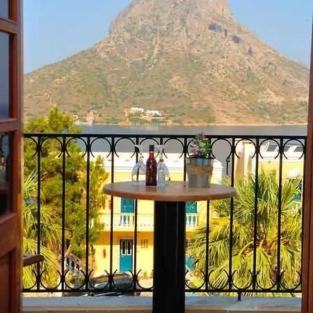 Vouros Palace B&B 마소우리