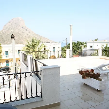 Vouros Palace B&B 3*