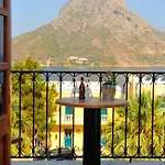 Vouros Palace Bed & Breakfast