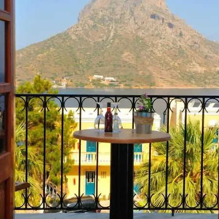 Vouros Bed & Breakfast