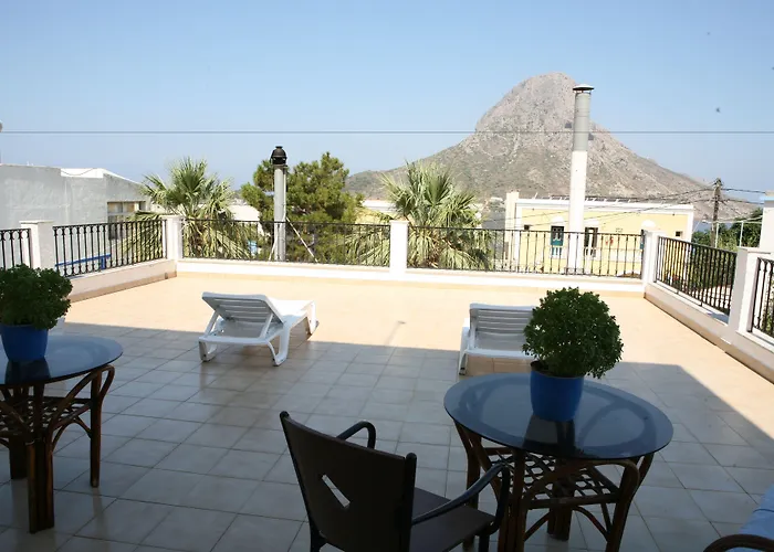 Vouros Palace Bed & Breakfast 3*