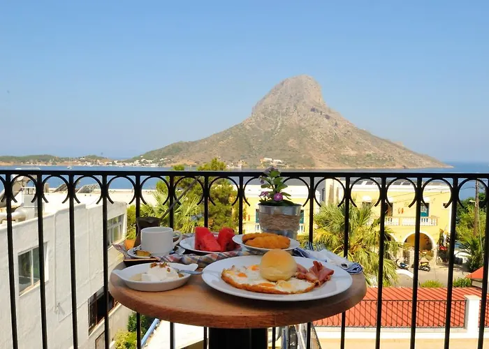 Vouros Palace 3* Masouri